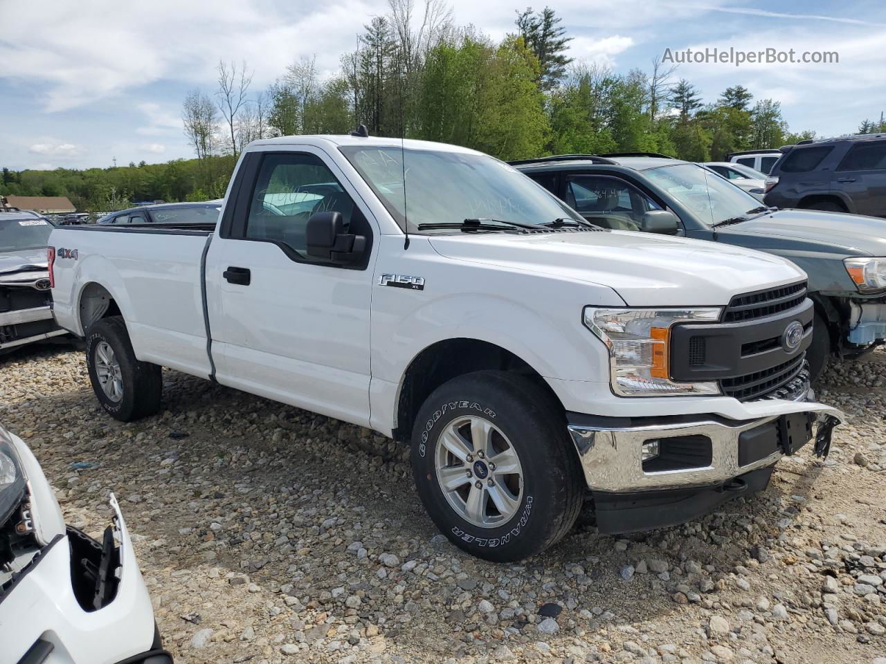 2020 Ford F150  White vin: 1FTMF1EB1LKF23455