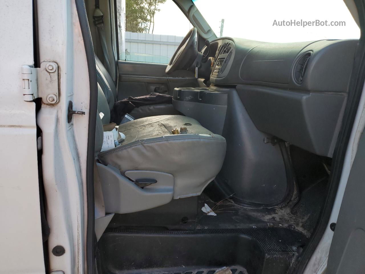 2007 Ford Econoline E150 Van White vin: 1FTNE14W37DA49384
