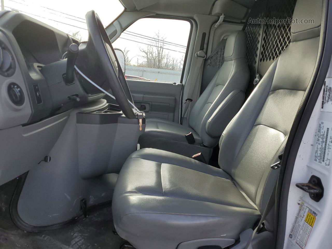 2013 Ford Econoline E150 Van Белый vin: 1FTNE1EW0DDB14590