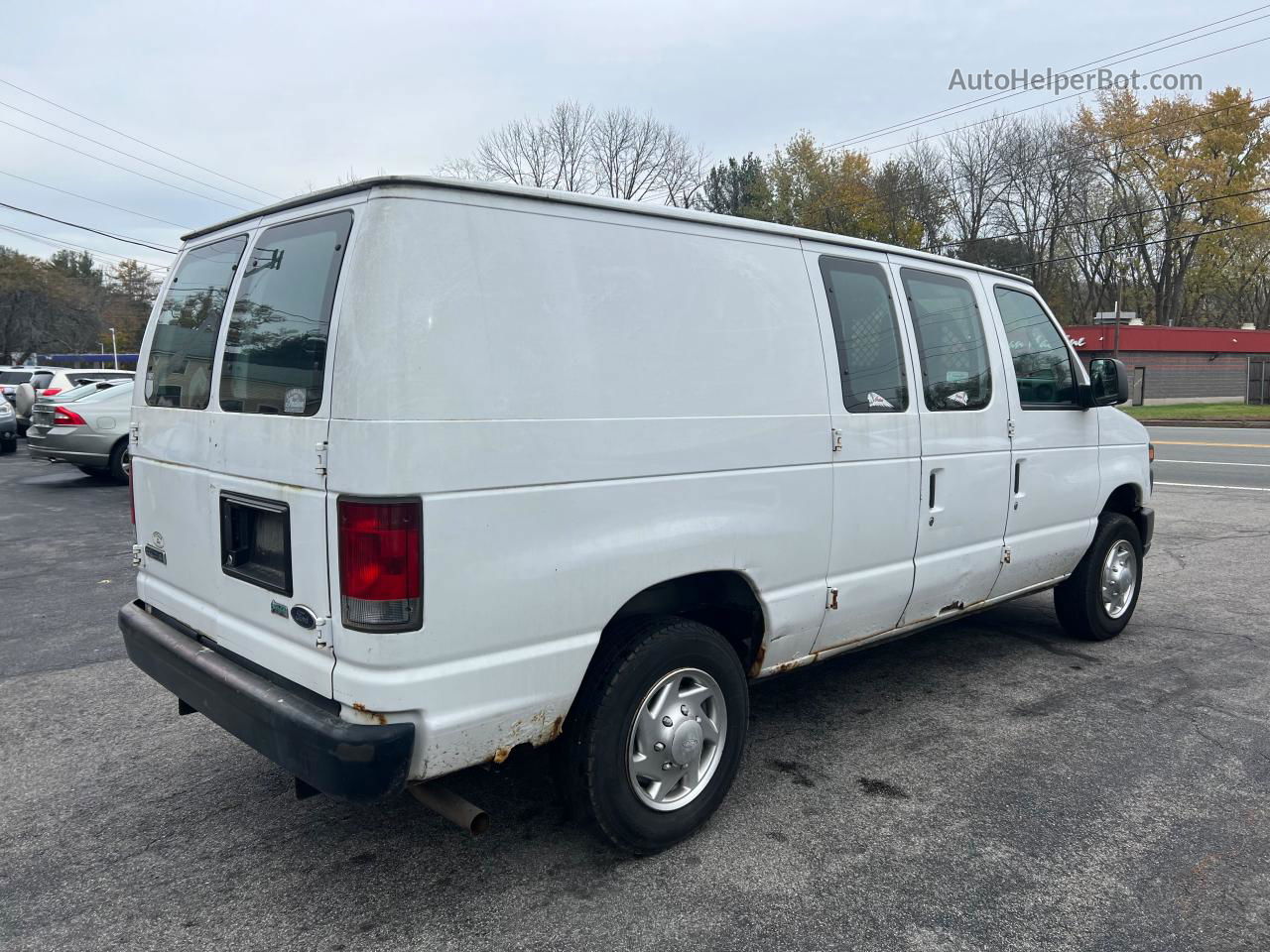 2010 Ford Econoline E150 Van Белый vin: 1FTNE1EWXADA43829