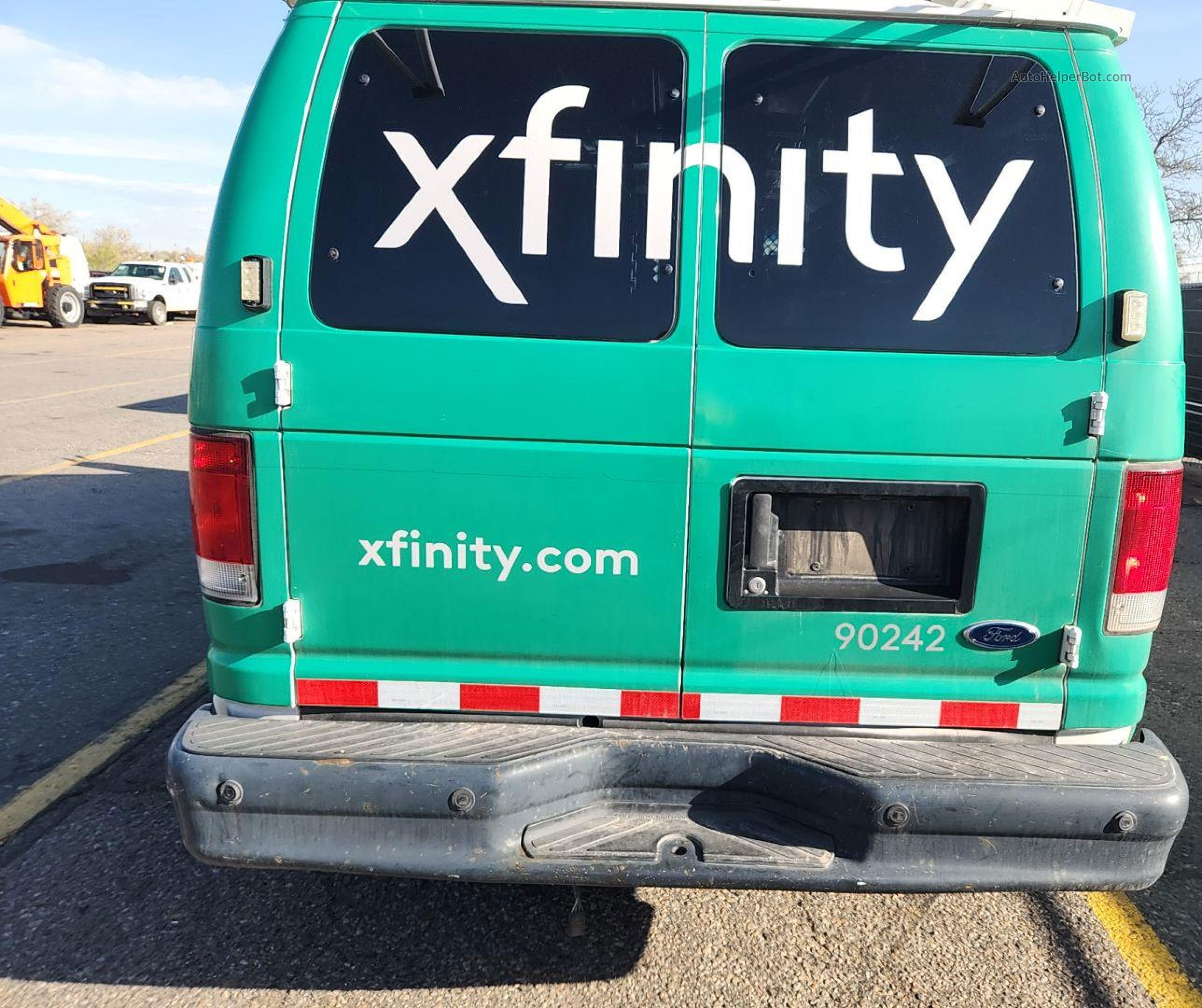 2008 Ford Econoline E250 Van vin: 1FTNE24L18DB53403