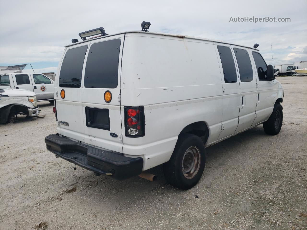 2007 Ford Econoline E250 Van White vin: 1FTNE24L47DA66724