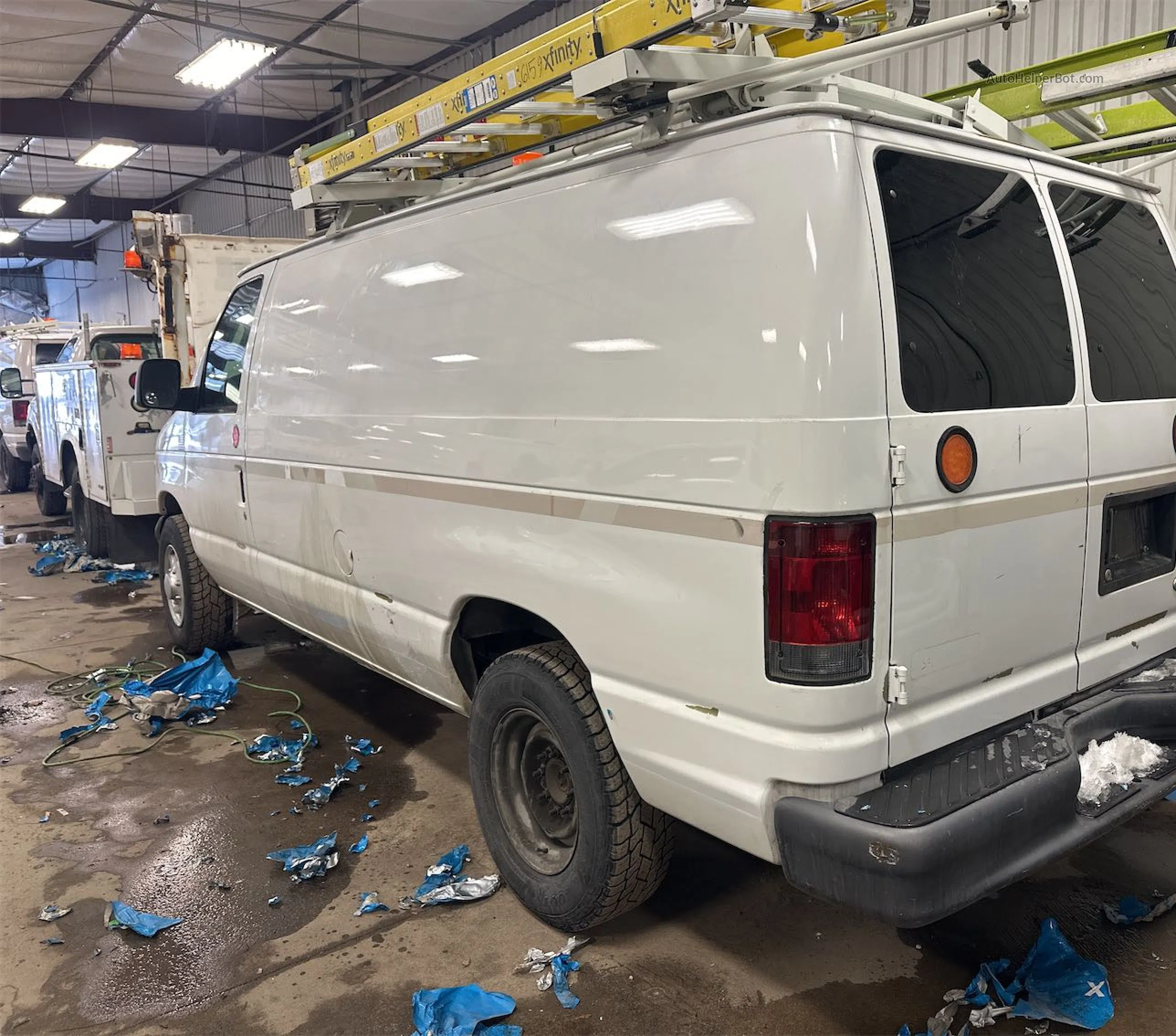 2007 Ford Econoline E250 Van vin: 1FTNE24L67DA43915