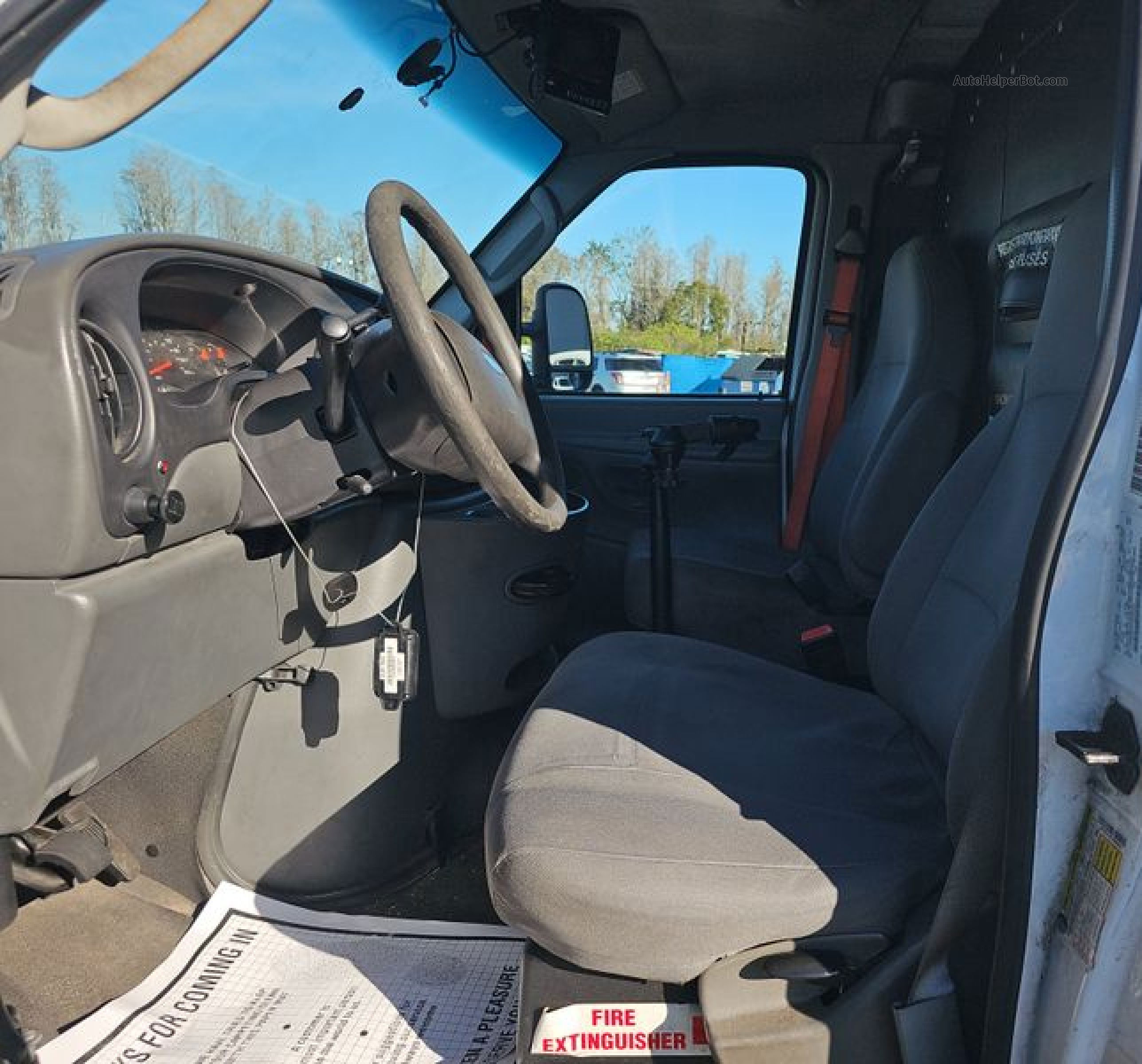 2007 Ford Econoline E250 Van vin: 1FTNE24W77DB00455