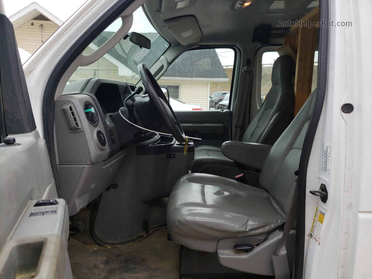 2013 Ford Econoline E250 Van White vin: 1FTNE2EW0DDA25396