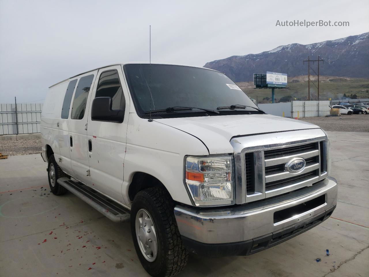 2013 Ford Econoline E250 Van Белый vin: 1FTNE2EW2DDA32396