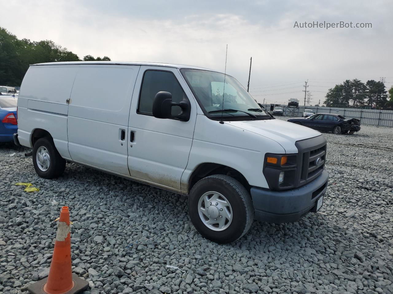 2013 Ford Econoline E250 Van White vin: 1FTNE2EW3DDB31308