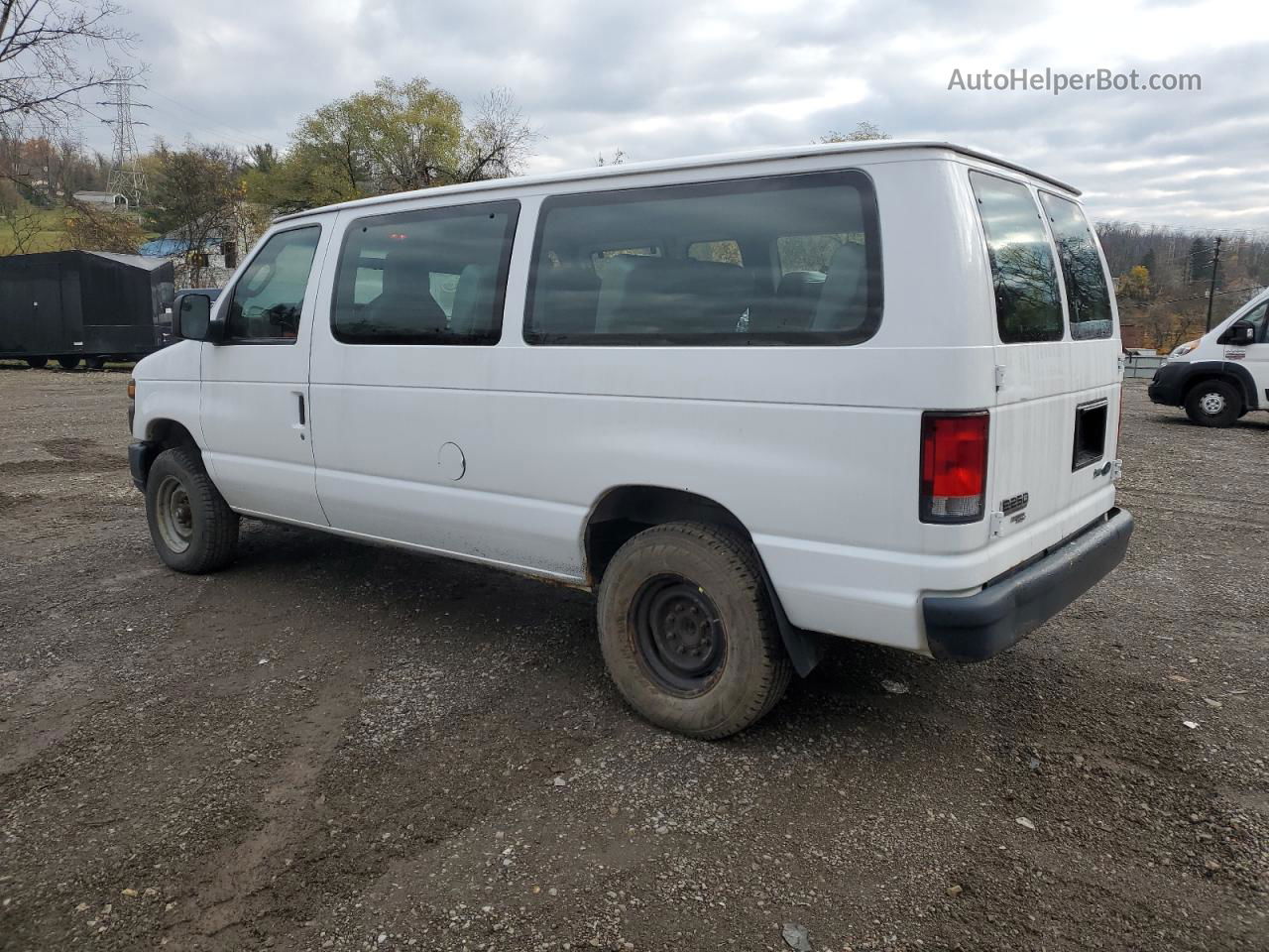 2013 Ford Econoline E250 Van Белый vin: 1FTNE2EW4DDB26568