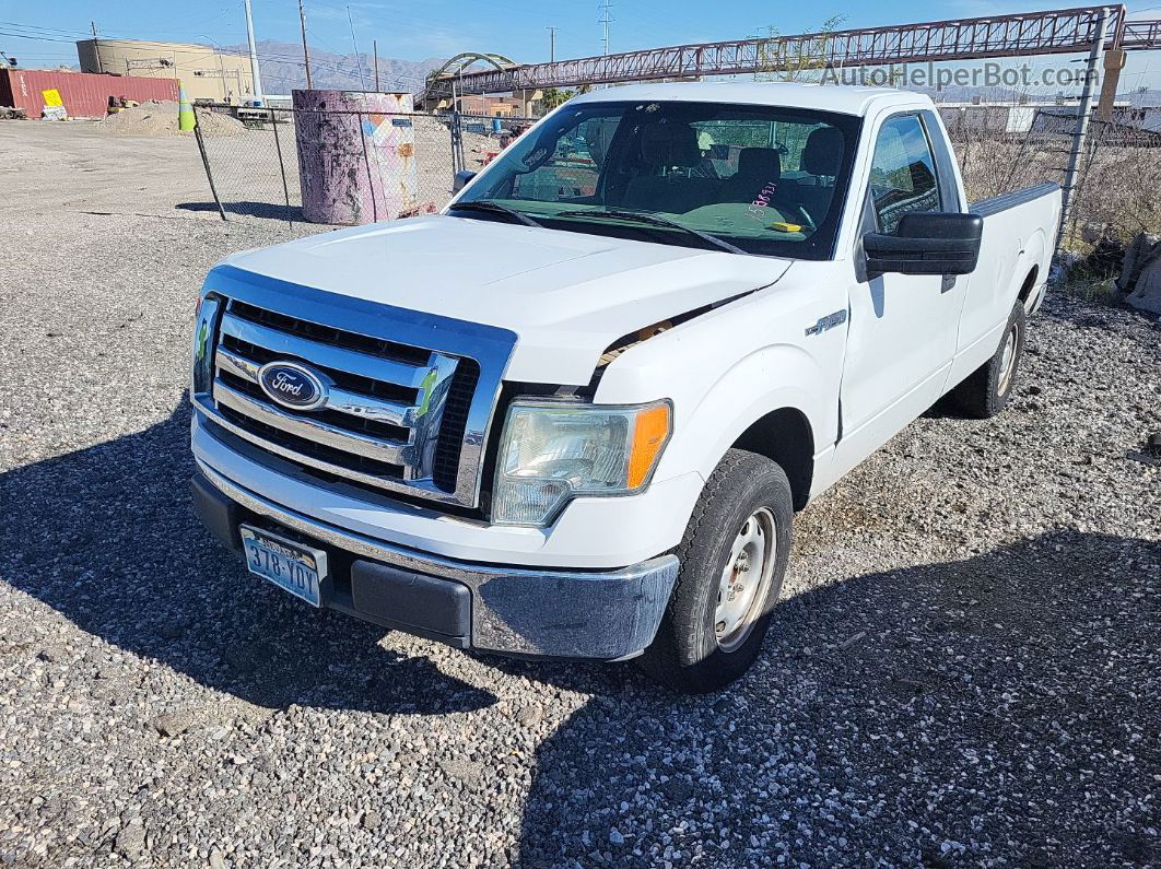 2011 Ford F150   White vin: 1FTNF1CF2BKD32605