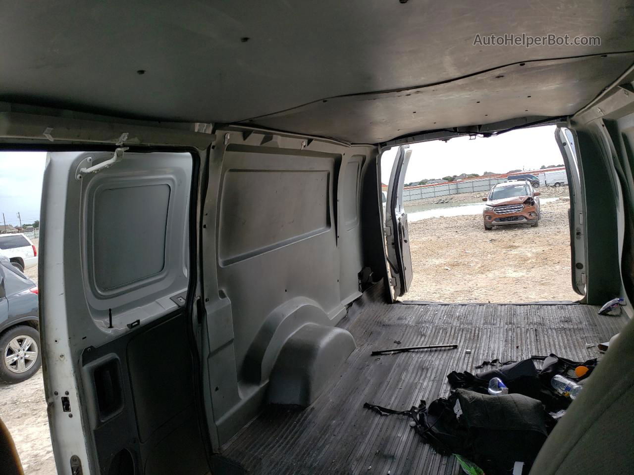 2008 Ford Econoline E250 Van Белый vin: 1FTNS24W68DA94545