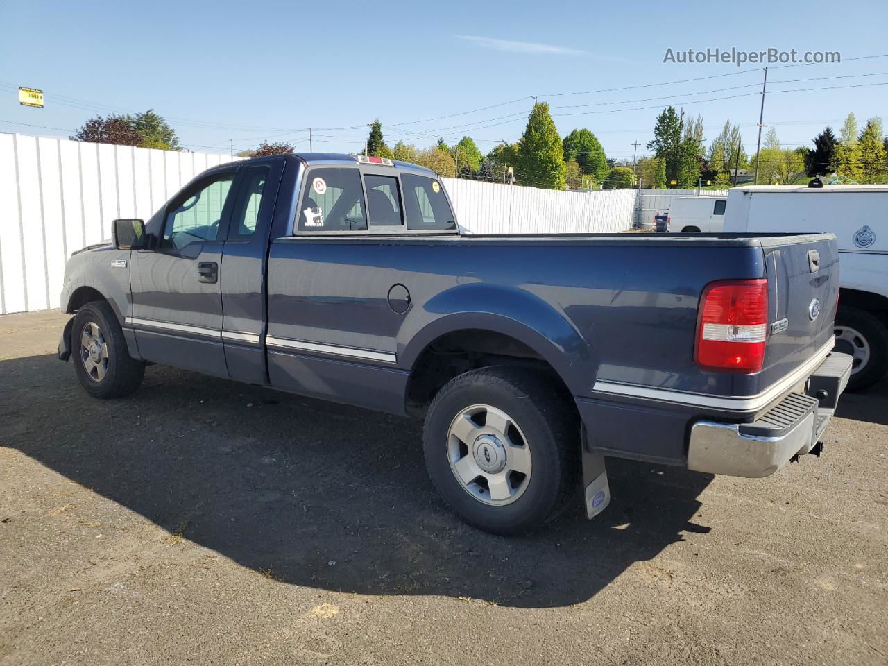 2004 Ford F150  Blue vin: 1FTPF12524NA96248