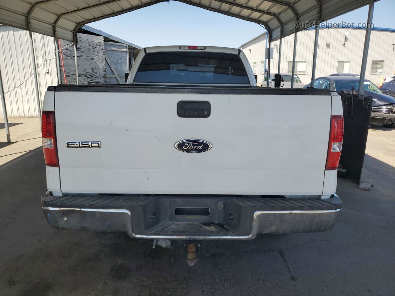 2005 Ford F150  White vin: 1FTPF12535NB44275