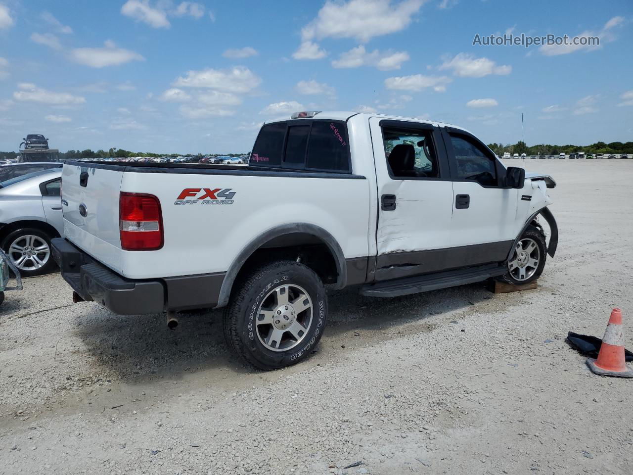 2005 Ford F150 Supercrew White vin: 1FTPW14535KE59155