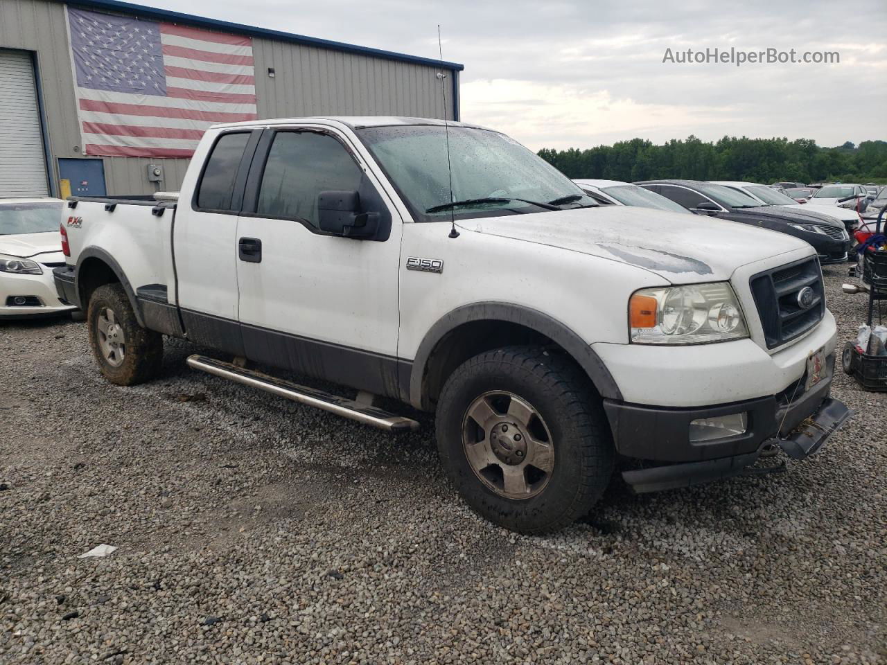 2005 Ford F150  White vin: 1FTPX04565KC02286