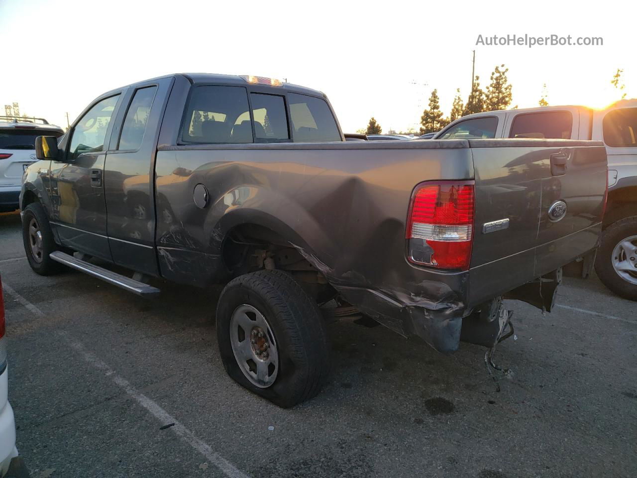 2005 Ford F150  Gray vin: 1FTPX12555FB59402