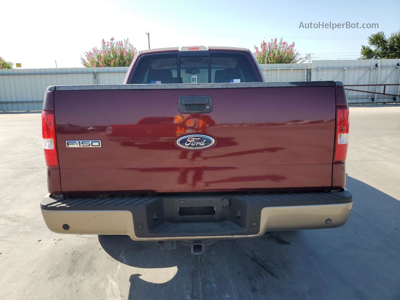 2004 Ford F150  Burgundy vin: 1FTPX12564NB13758