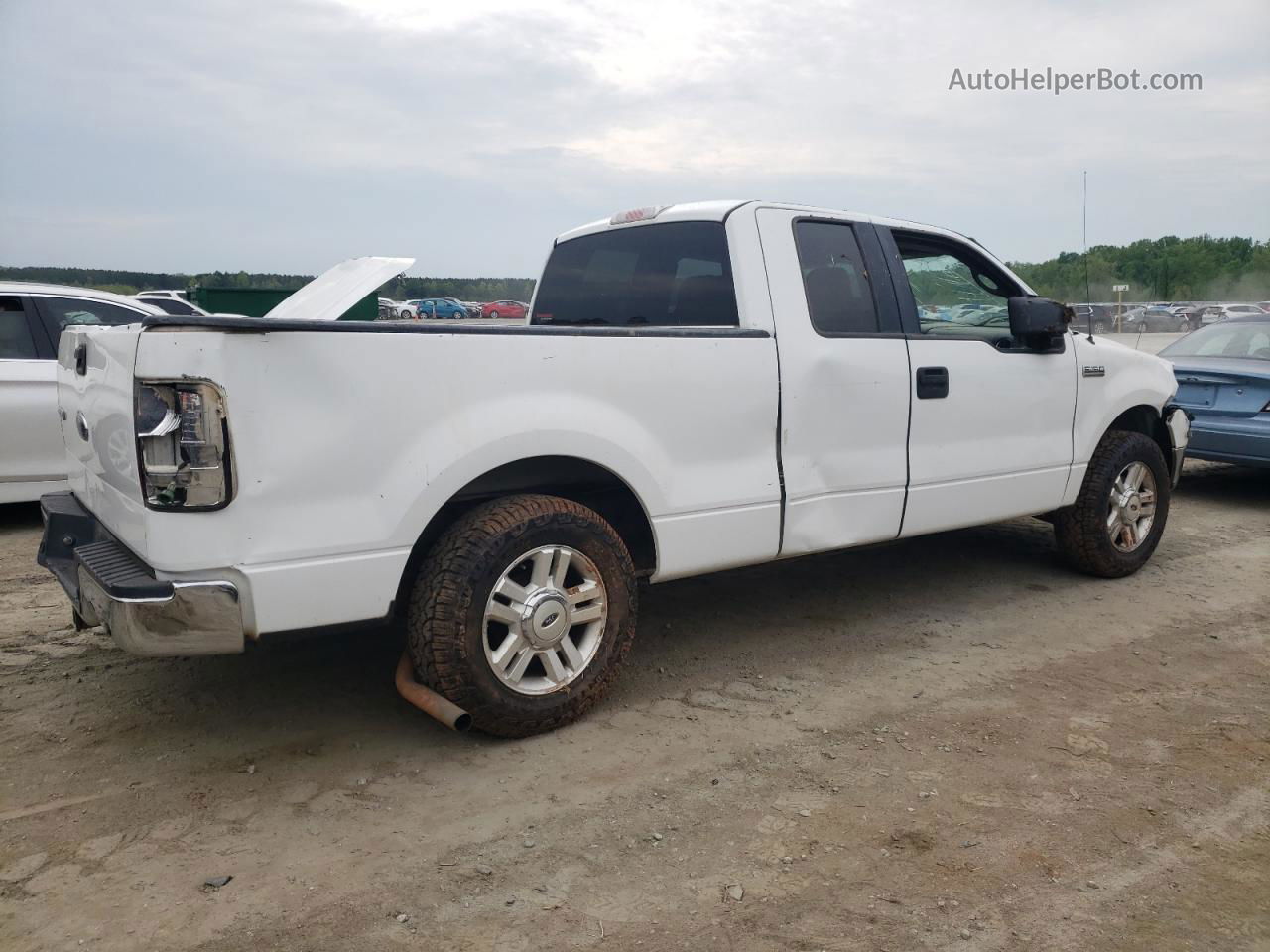 2005 Ford F150  Белый vin: 1FTPX12575FB76203