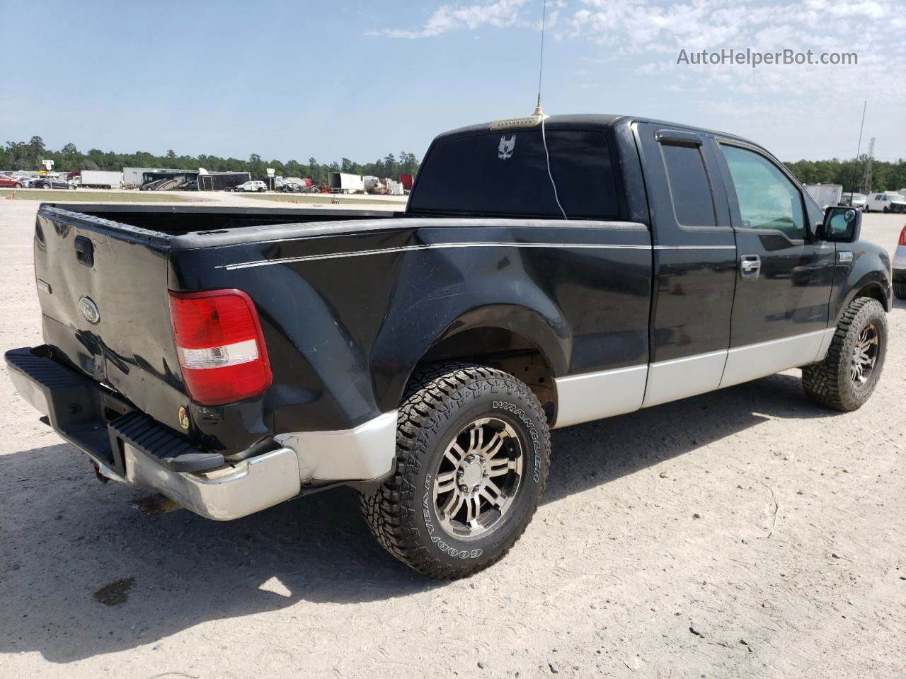 2005 Ford F150  Черный vin: 1FTPX12595NB11598