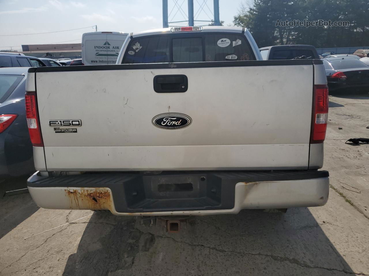 2005 Ford F150  Silver vin: 1FTPX14505FA34403