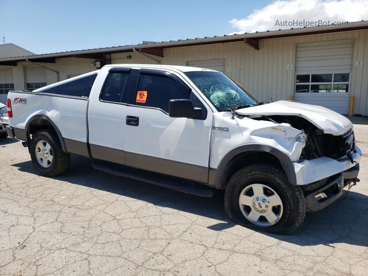 2004 Ford F150  White vin: 1FTPX14534NA69621