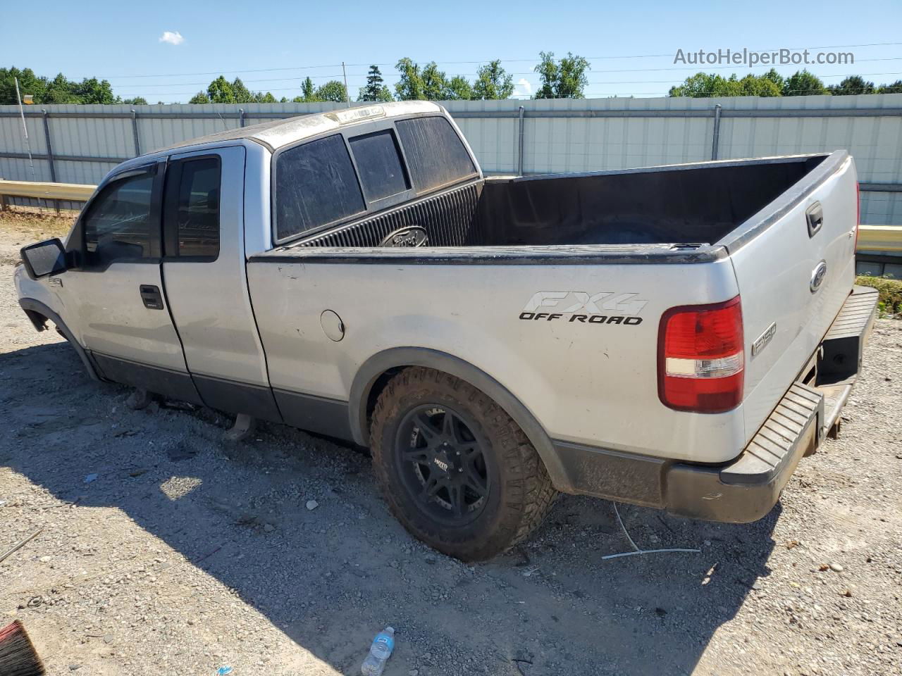 2004 Ford F150  Silver vin: 1FTPX14534NB85028