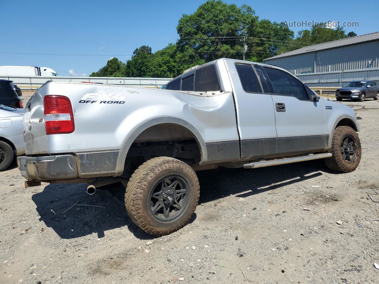 2004 Ford F150  Silver vin: 1FTPX14534NB85028