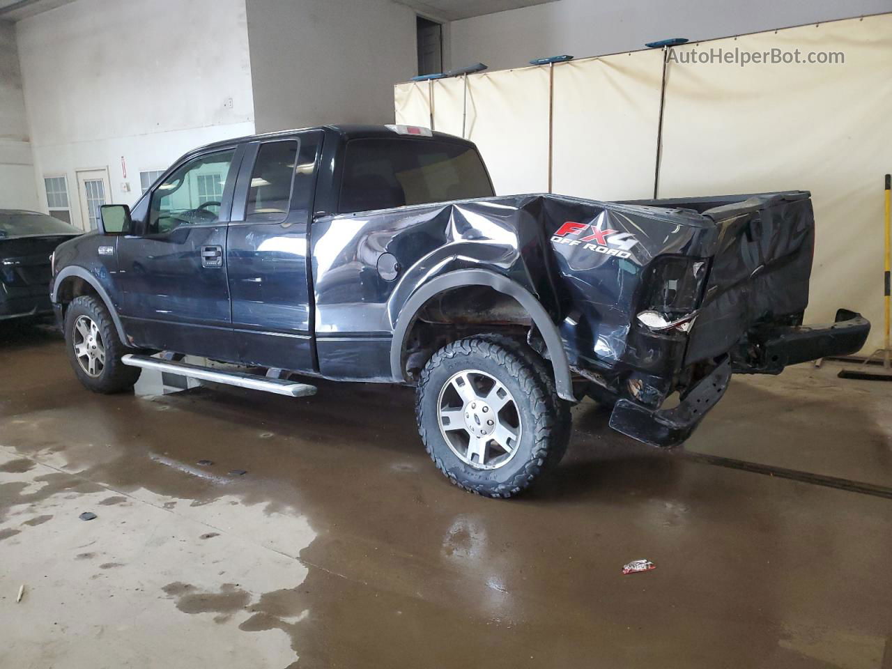 2005 Ford F150  Black vin: 1FTPX14535KB97182