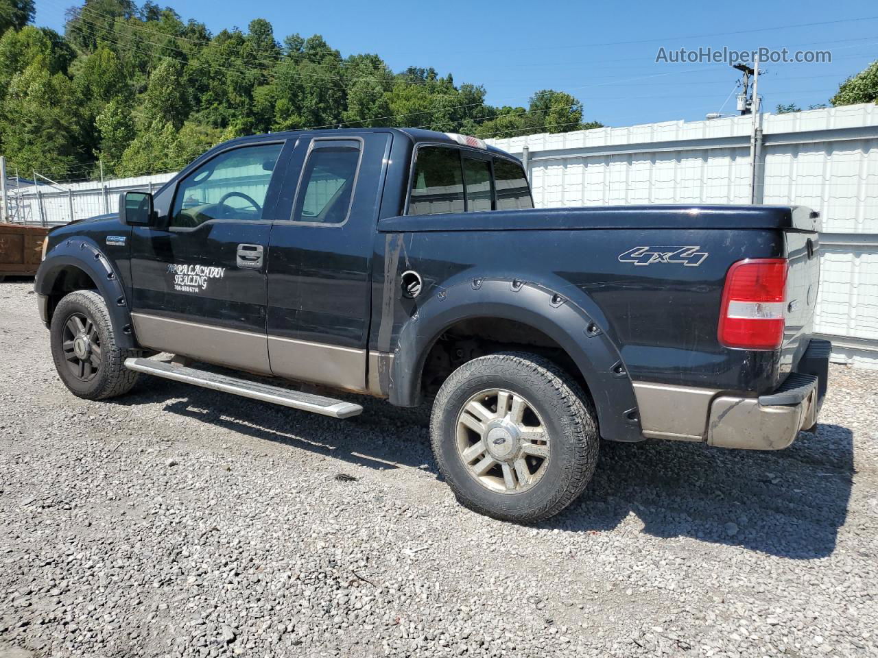 2004 Ford F150  Black vin: 1FTPX14544KD94392