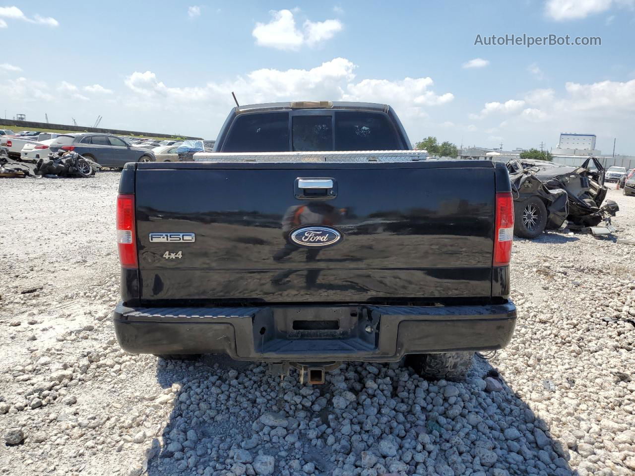 2004 Ford F150  Black vin: 1FTPX14544NB56573