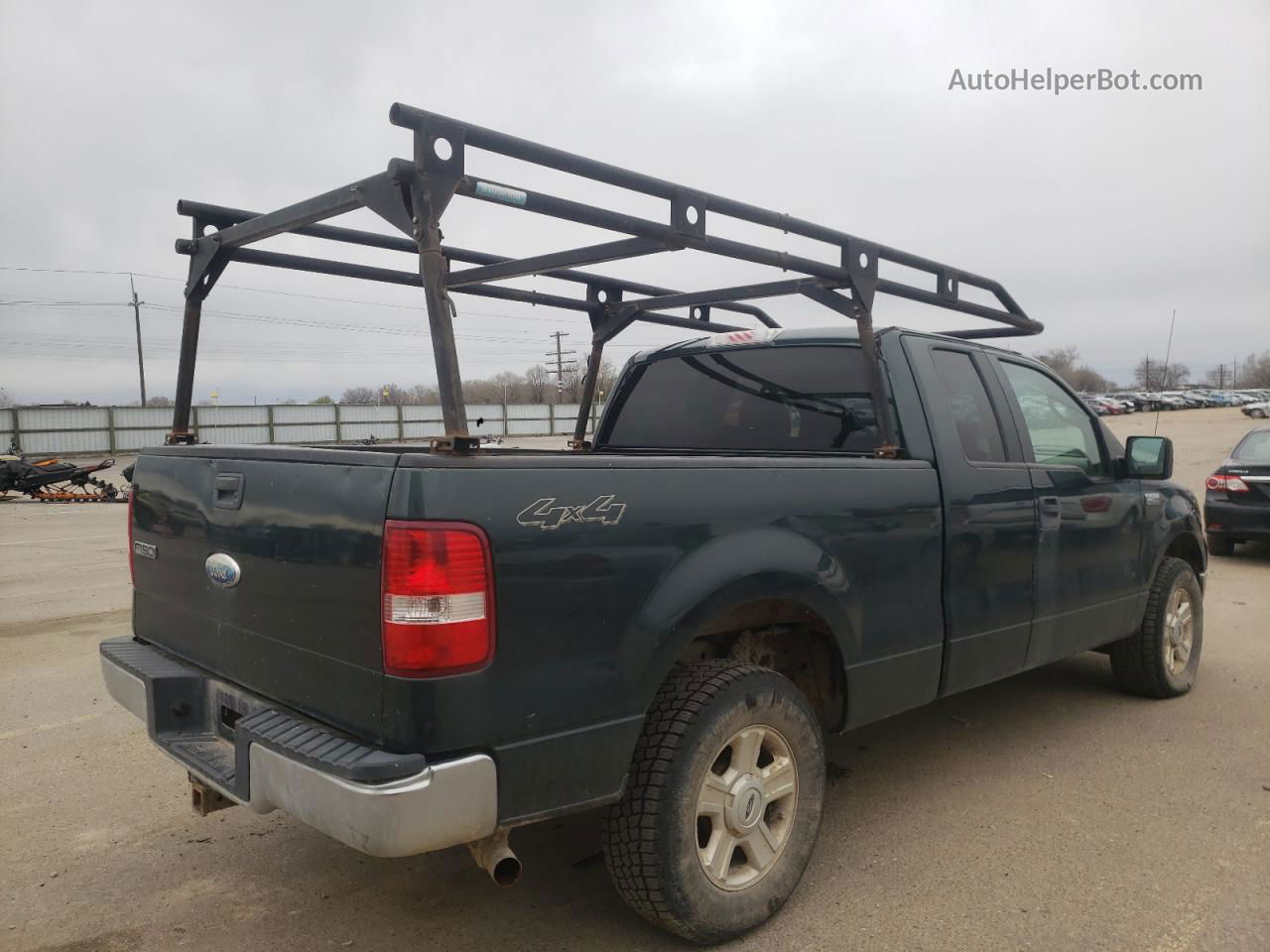 2004 Ford F150  Green vin: 1FTPX14574NC45747