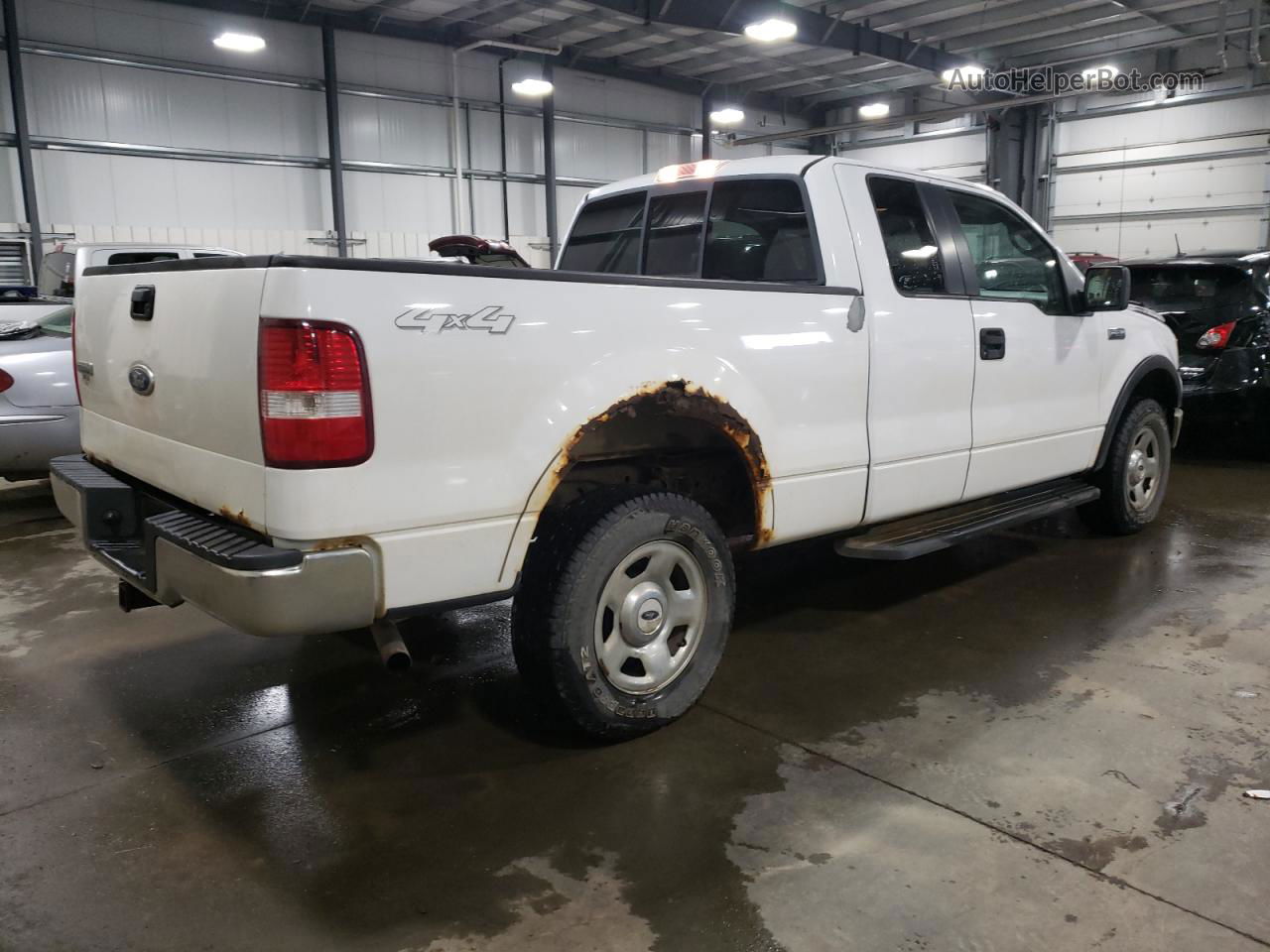 2005 Ford F150  Белый vin: 1FTPX14575FA89690