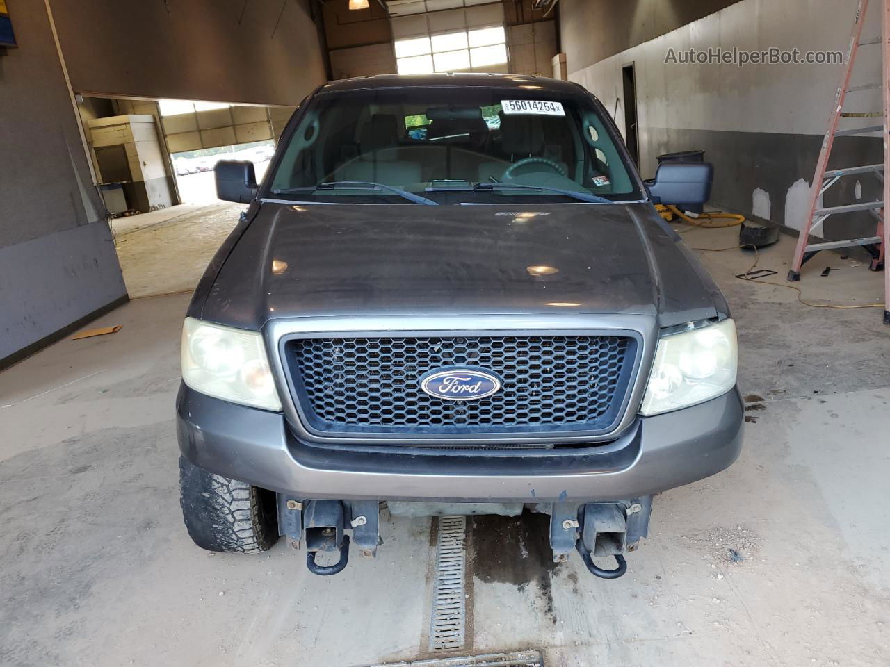 2005 Ford F150  Gray vin: 1FTPX14575NA79490