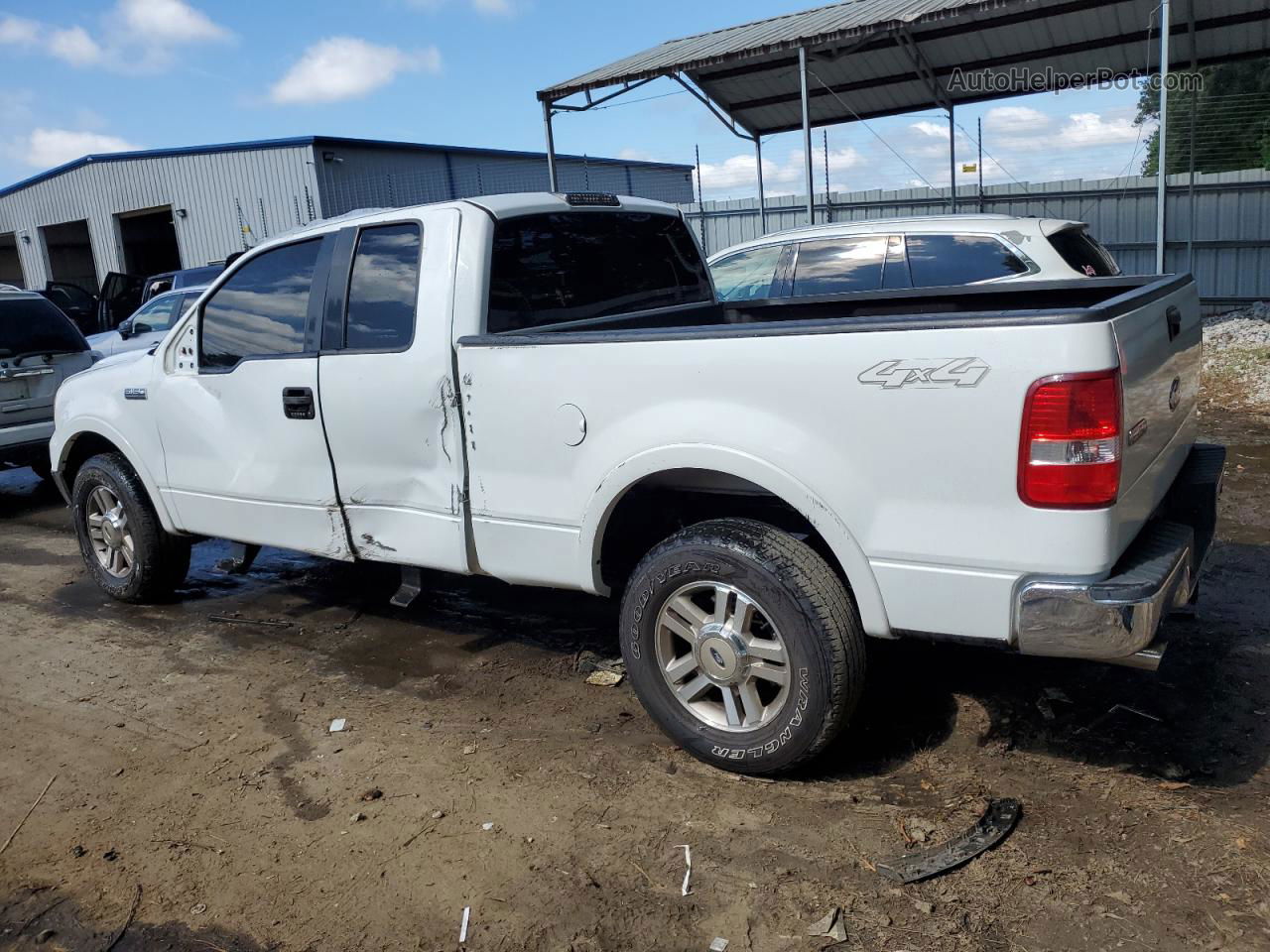 2005 Ford F150  White vin: 1FTPX14595NB73404