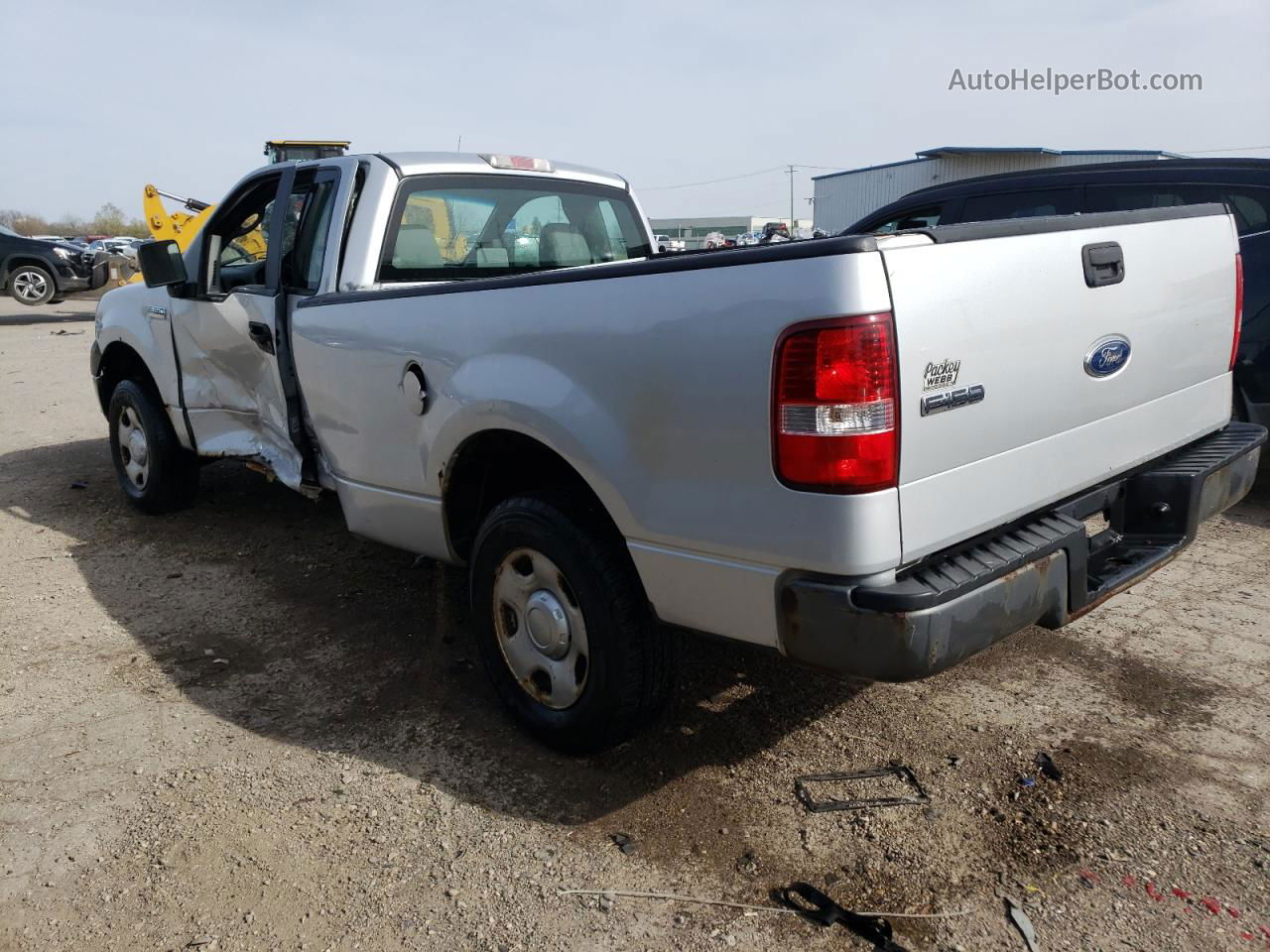 2005 Ford F150  Silver vin: 1FTRF12225NB38644