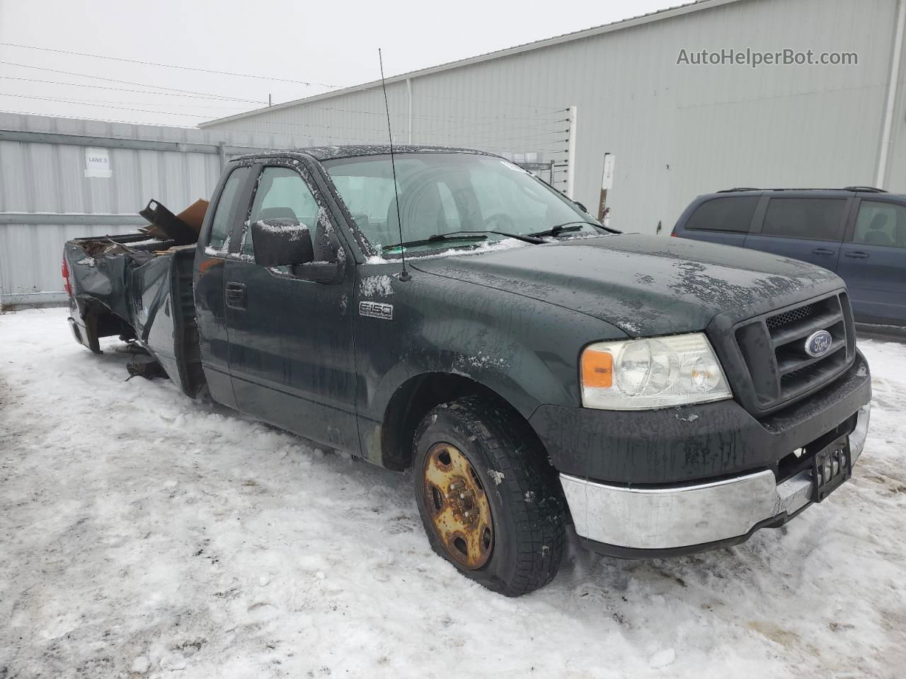 2005 Ford F150  Green vin: 1FTRF12265NB43359