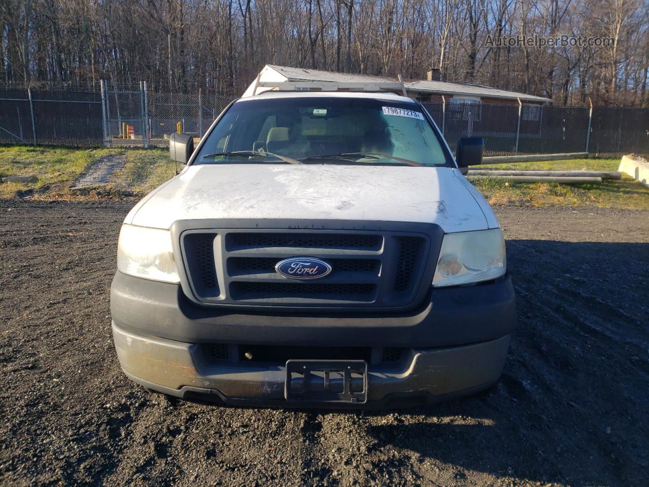 2005 Ford F150  White vin: 1FTRF12275NA94270