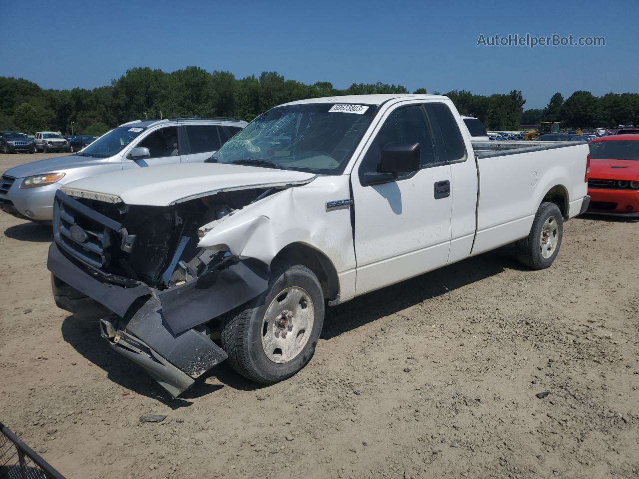 2005 Ford F150  White vin: 1FTRF12285KC13042