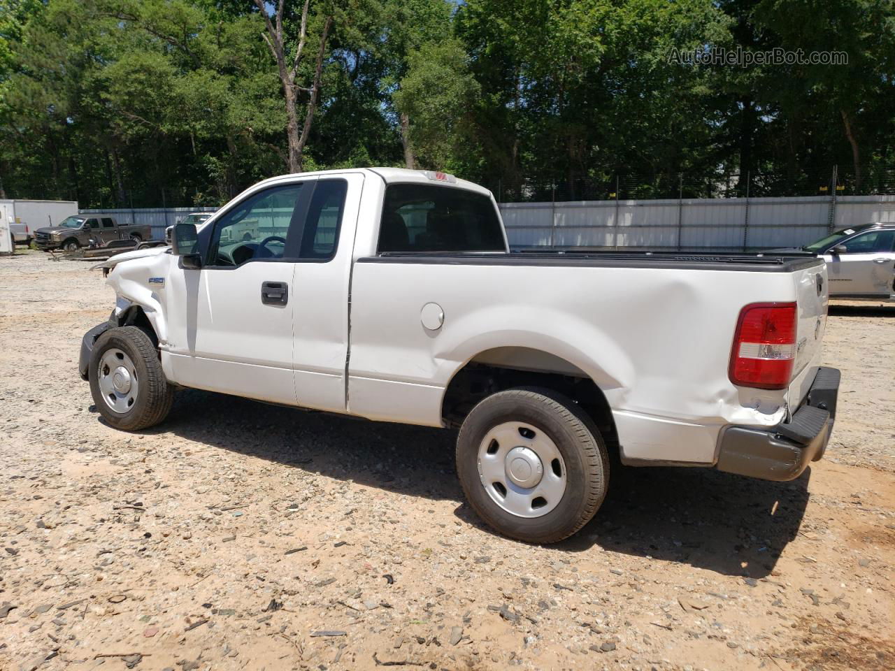 2005 Ford F150  Белый vin: 1FTRF12285KC57669