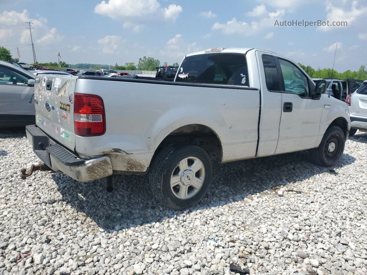 2005 Ford F150  Silver vin: 1FTRF12285KE77264