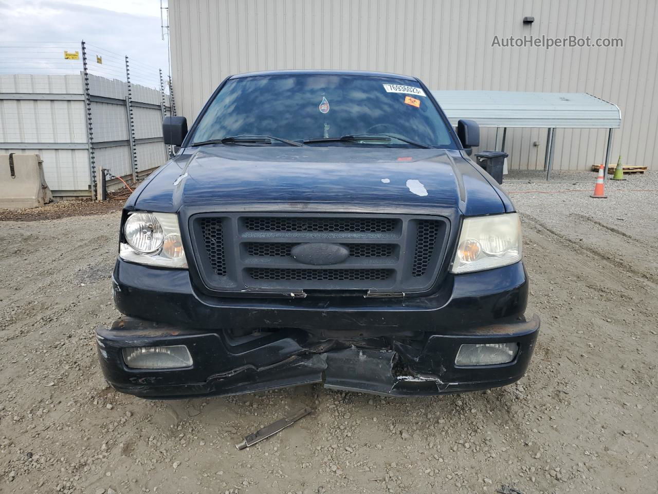 2005 Ford F150  Black vin: 1FTRF12W45NB89453