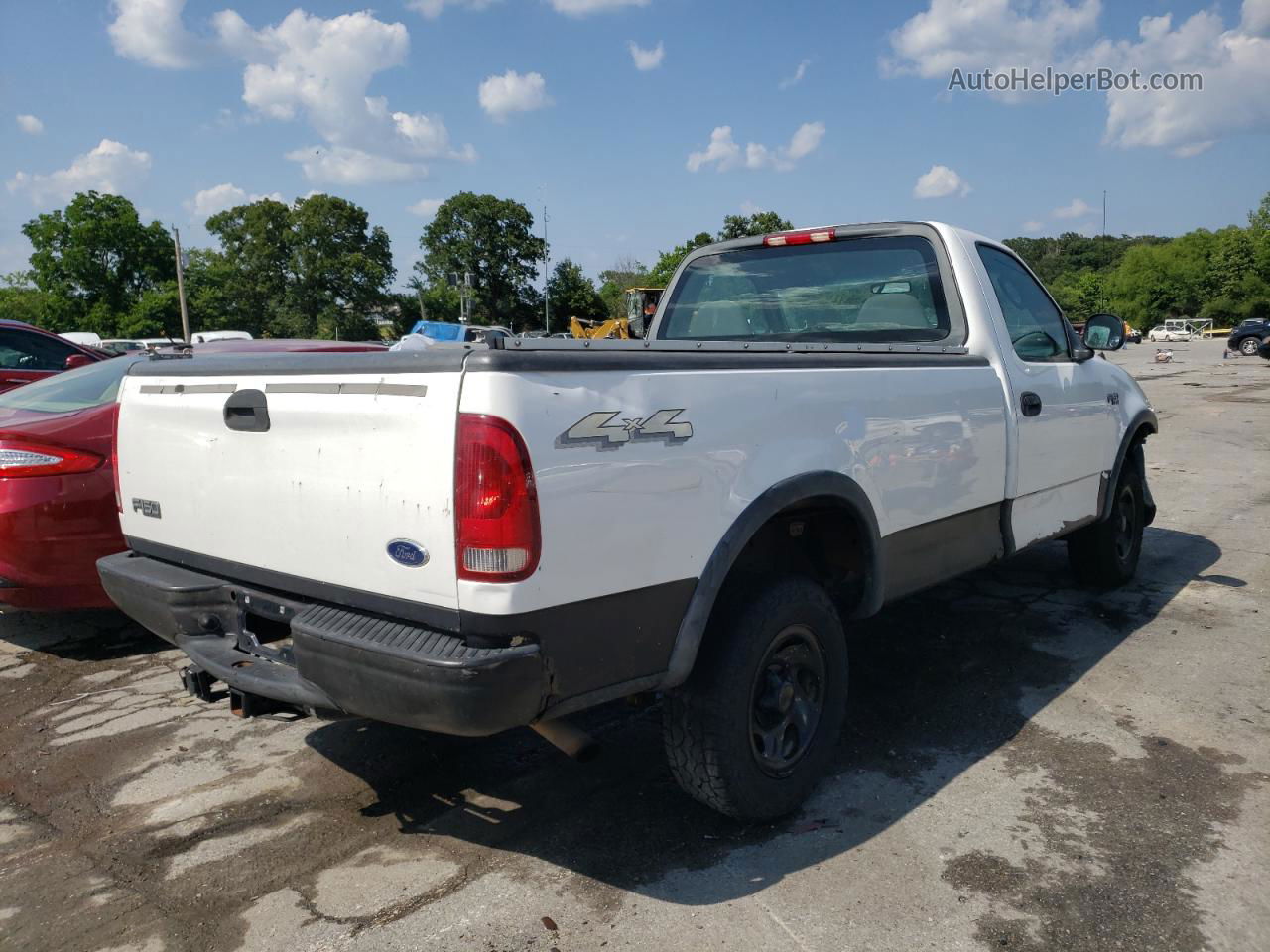 2003 Ford F150  Белый vin: 1FTRF18233NA88261