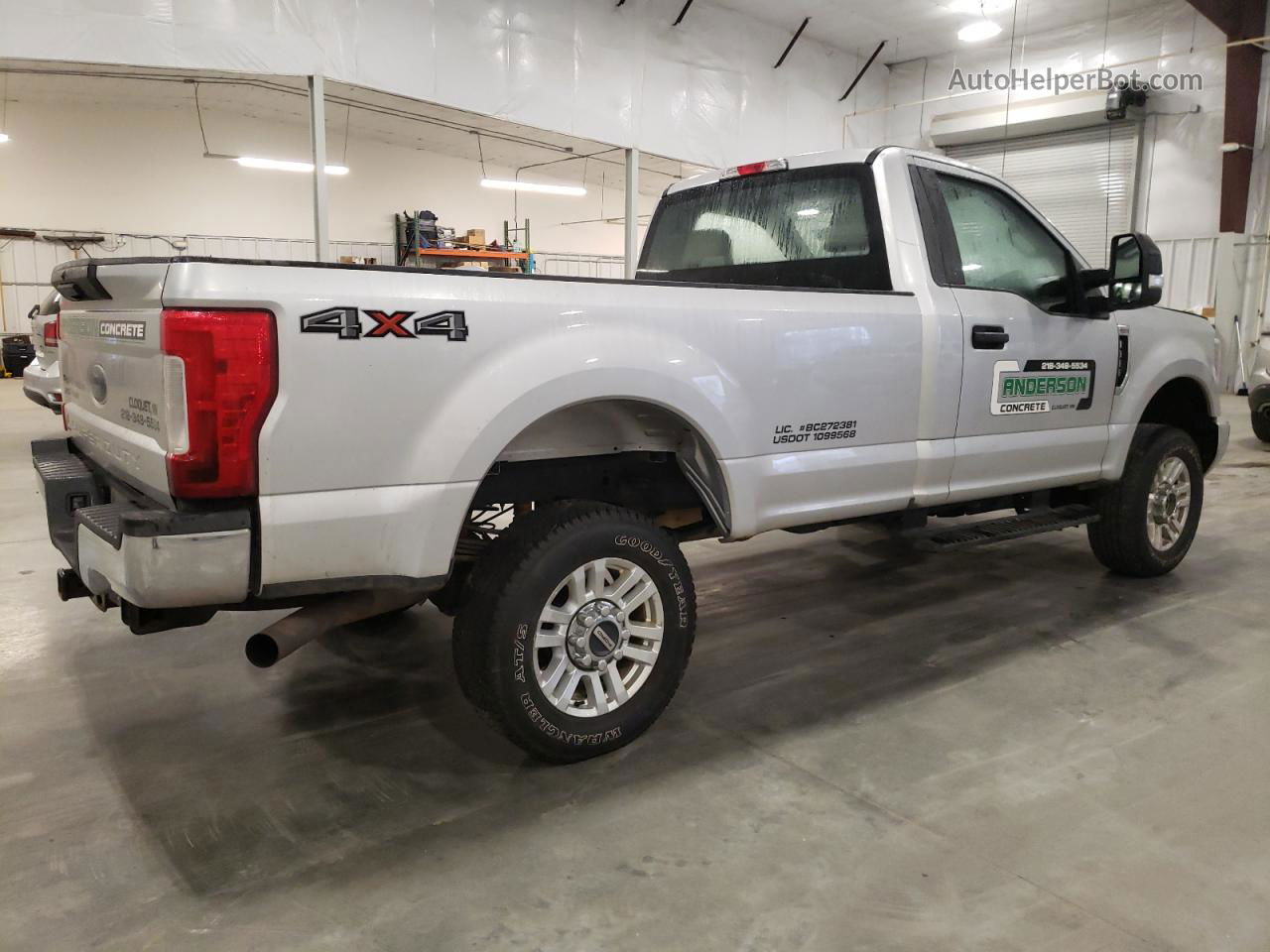 2019 Ford F350 Super Duty Silver vin: 1FTRF3B62KED24002