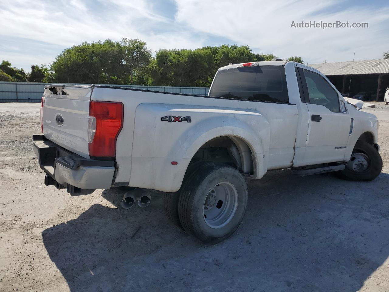 2020 Ford F350 Super Duty White vin: 1FTRF3DT6LEC41502