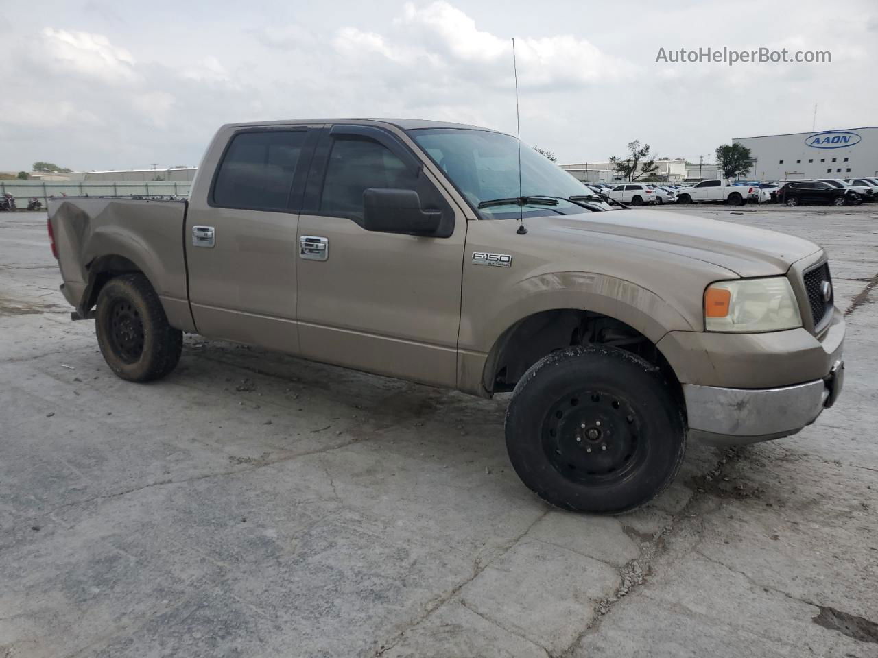 2004 Ford F150 Supercrew Beige vin: 1FTRW12W74KC49192