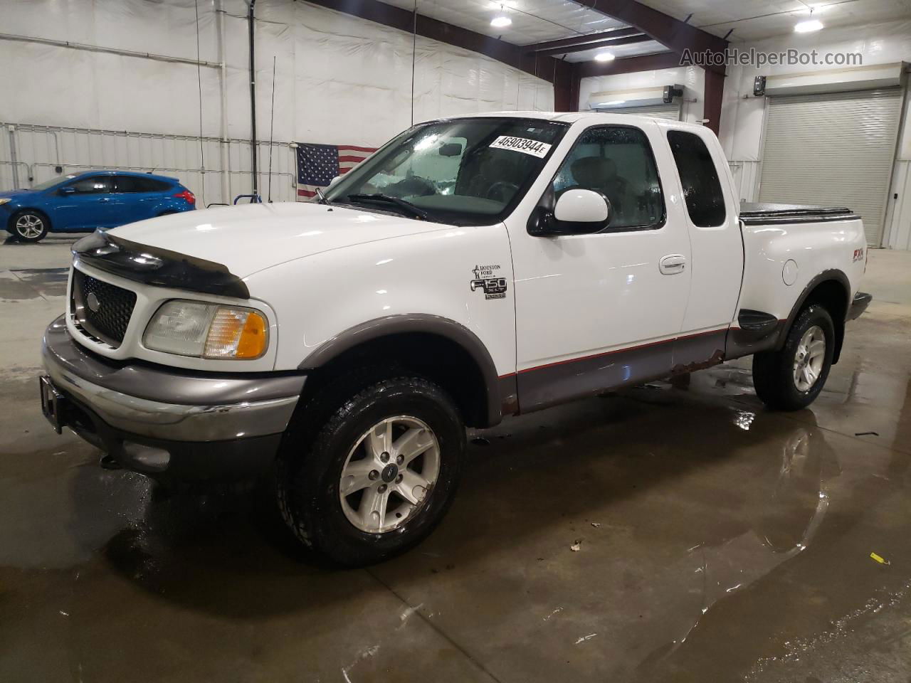 2003 Ford F150  Белый vin: 1FTRX08LX3KB70599