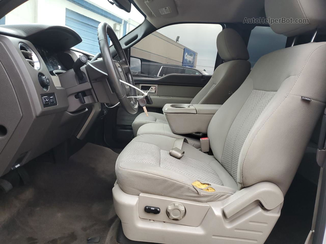 2009 Ford F150 Super Cab White vin: 1FTRX12V79KB32904