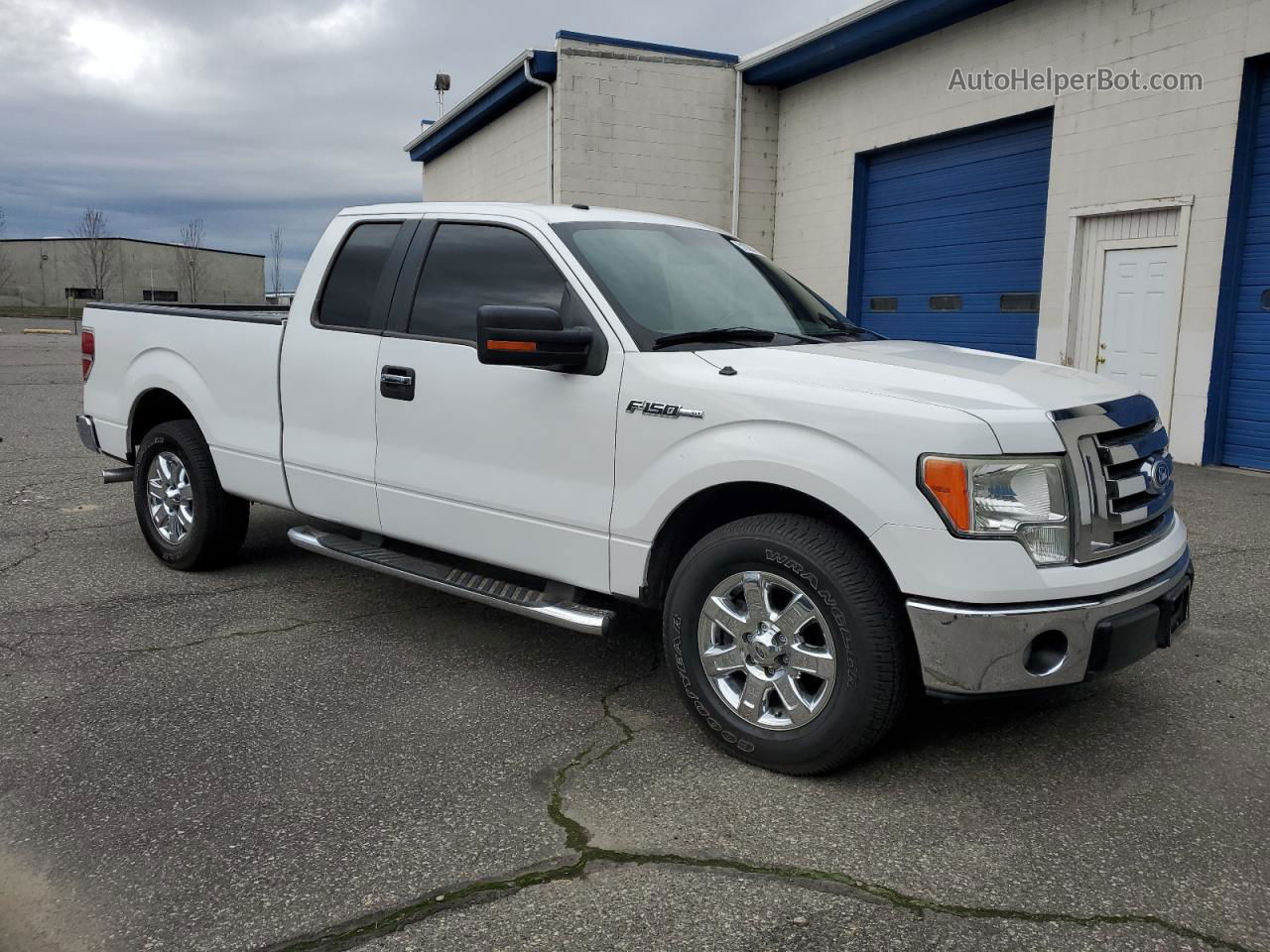 2009 Ford F150 Super Cab White vin: 1FTRX12V79KB32904