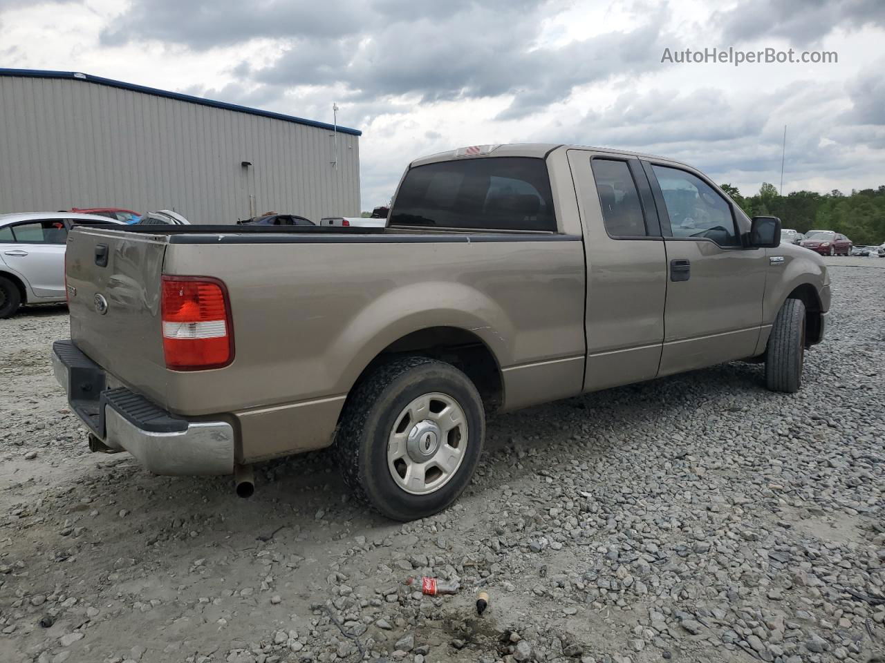 2004 Ford F150  Gold vin: 1FTRX12W44NA09495