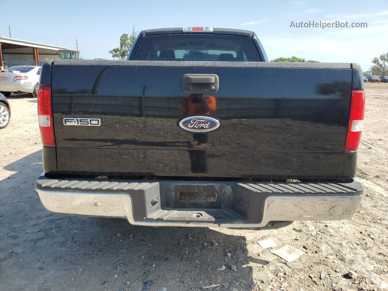 2005 Ford F150  Black vin: 1FTRX12W45NB92544