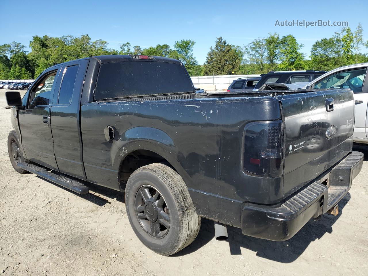 2005 Ford F150  Black vin: 1FTRX12W95FA38065